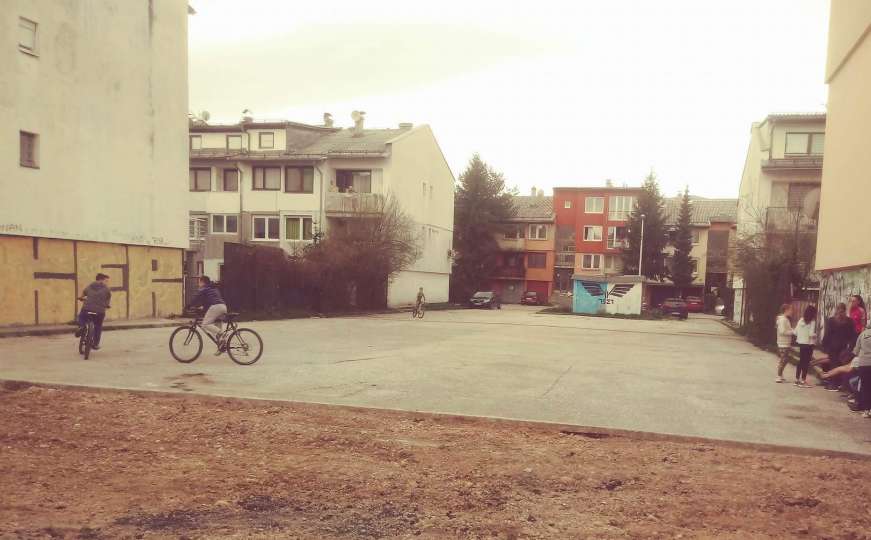 Sarajevo: Srušeno igralište za gradnju parkinga u Aerodromskom Naselju